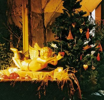 An enchanting Christmas courtyard; copyright: Quedlinburg-Tourismus Marketing GmbH 