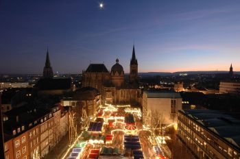 Christmas magic in Aachen; copyright: Bernd Schröder/aachen tourist service e.v. 
