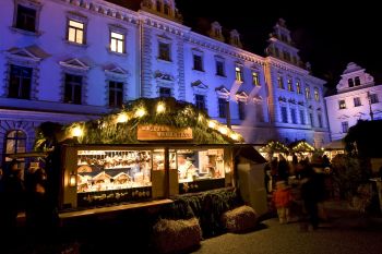 The delights of the Christmas market await; copyright: Tourist Information Regensburg 