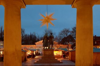 Christmas with Goethe and Schiller; copyright: Tourist-Information Weimar 