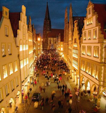 Enchanting festive scene in Münster; copyright: Münster Information www.air-klick.de 