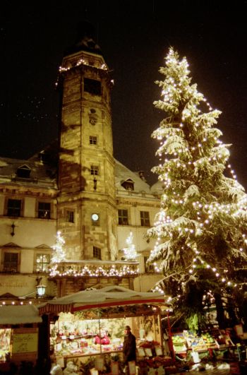 The enchanting Christmas market in Altenburg ; copyright: Altenburger Tourismus GmbH 