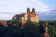 UNESCO in Quedlinburg: hilltop castle and collegiate church; Copyright GNTO