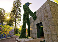 Bird sculpture in the Villeroy & Boch park in Mettlach - © Imago stock&people GmbH