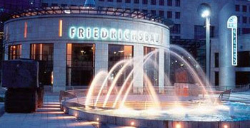 Entrance to the Friedrichsbau Variety Theatre in Stuttgart, fountain in front