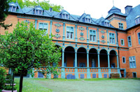 Mnchengladbach: Inner courtyard of castle Rheydt   Marketing Gesellschaft Mnchengladbach mbH/Vogt