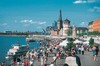 The bustling Rhine promenade in Dsseldorf