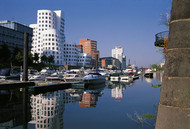 Dsseldorf Gehry buildings in Media Harbour