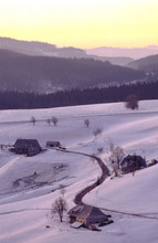 Farmhouses at Hofsgrund near Schauinsland, copyright Freiburg Wirtschaft und Touristik GmbH & Co KG, photo: Karl-Heinz Raach