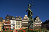 Frankfurt Römerberg square