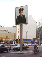 Berlin Checkpoint Charlie, Copyright BTM